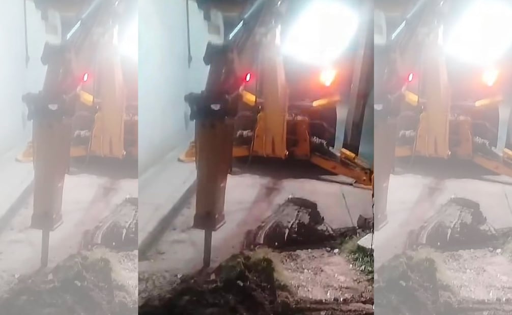 La maquinaria llegó durante la noche del miércoles para realizar trabajos relacionados con las obras del Tren México-Querétaro. Foto especial