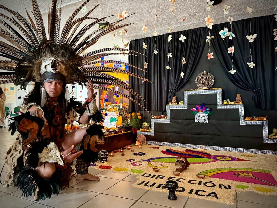 En cada altar se rindió un homenaje a las raíces y costumbres heredadas. Foto Especial