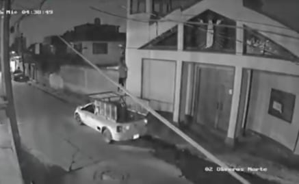 Captan en video robo de campana de iglesia en Ixtapaluca