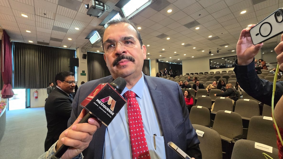 Joaquín Rubio Sánchez concluye su gestión en la Junta Local del INE Edomex tras encabezar cinco procesos electorales clave. Foto Alma Rodríguez / El Universal