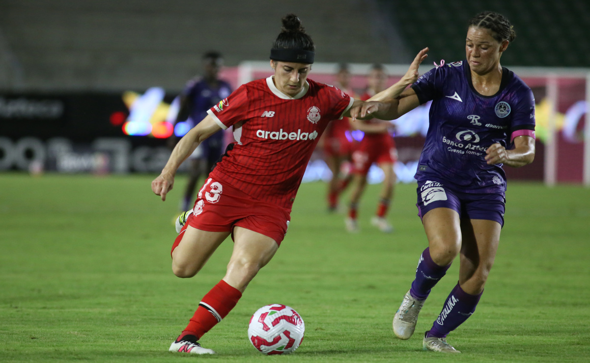 Cañoneras y Diablas ofrecieron un gran partido / Foto Especial