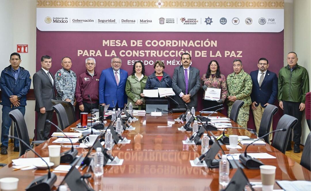 La gobernadora Delfina Gómez Álvarez se reunió con autoridades electorales en Toluca a cinco días de la histórica elección del Poder Judicial del Estado de México. Foto: Especial