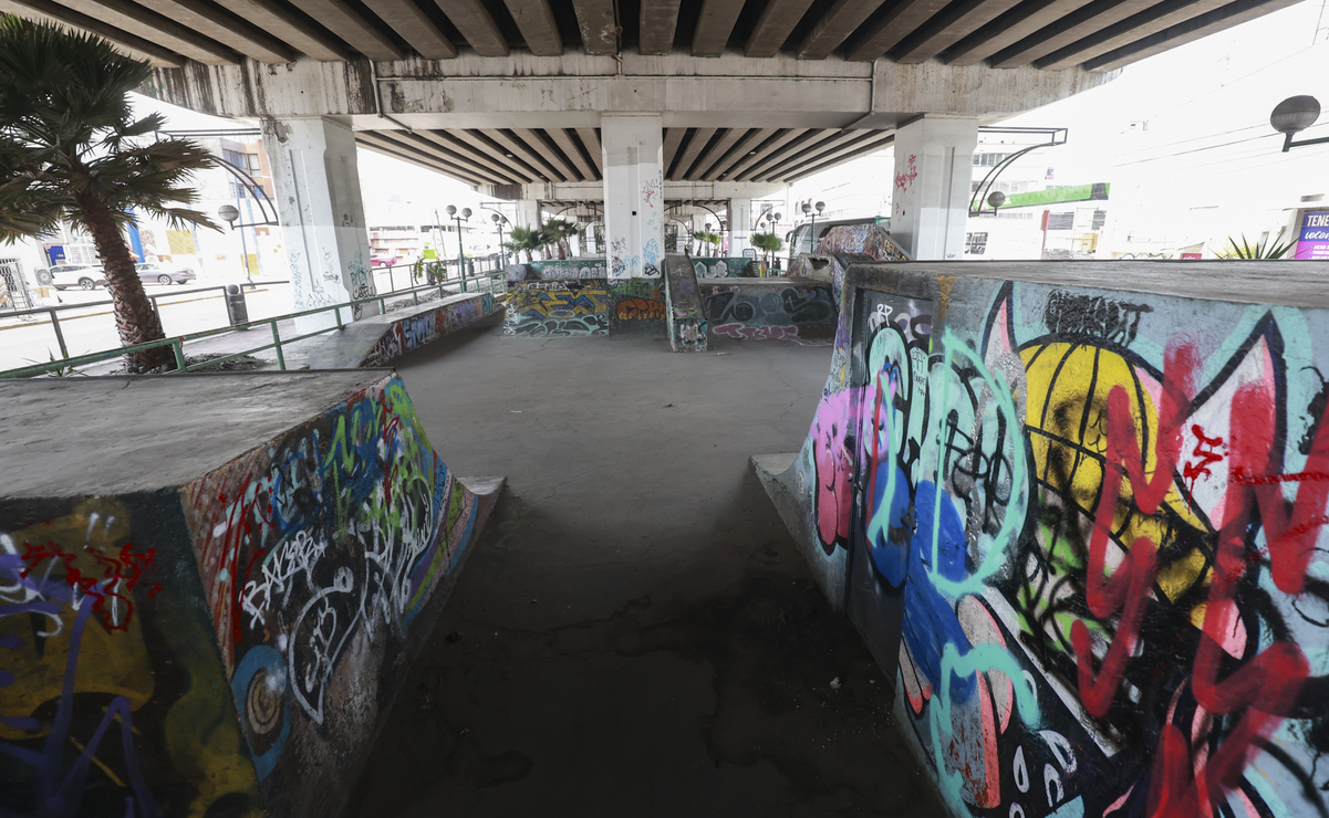 Las rampas para patinaje se encuentran pintadas y deterioradas.  Foto: Alejandro Vargas / El Universal Edomex