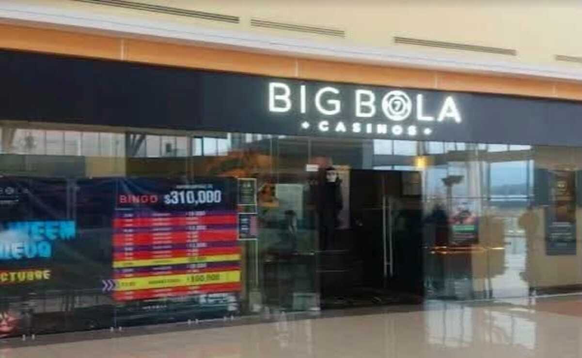 Un hombre de aproximadamente 70 años falleció la tarde del miércoles al interior de dicho casino / Foto: Especial