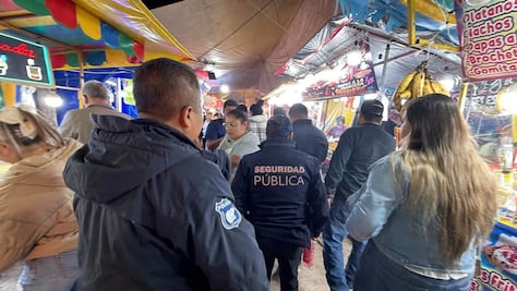 Fuego consume portada de templo en Huixquilucan; alcaldesa promete apoyo para restauraciones