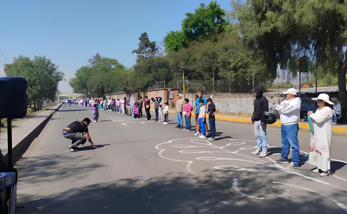 Mega Abrazo por Xochitla: comunidad unida contra la urbanización. Foto: Especial
