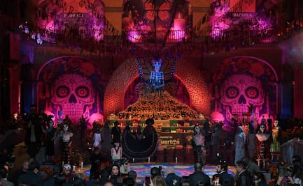 ¡En la Casa del Pueblo! Visita la impresionante ofrenda dedicada a la mariposa monarca en Toluca