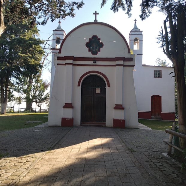 La ermita se halla en la cima del cerro del Calvario. Puedes ascender y participar de la celebración dominical. Foto. Cortesía. Gabriel Sánchez