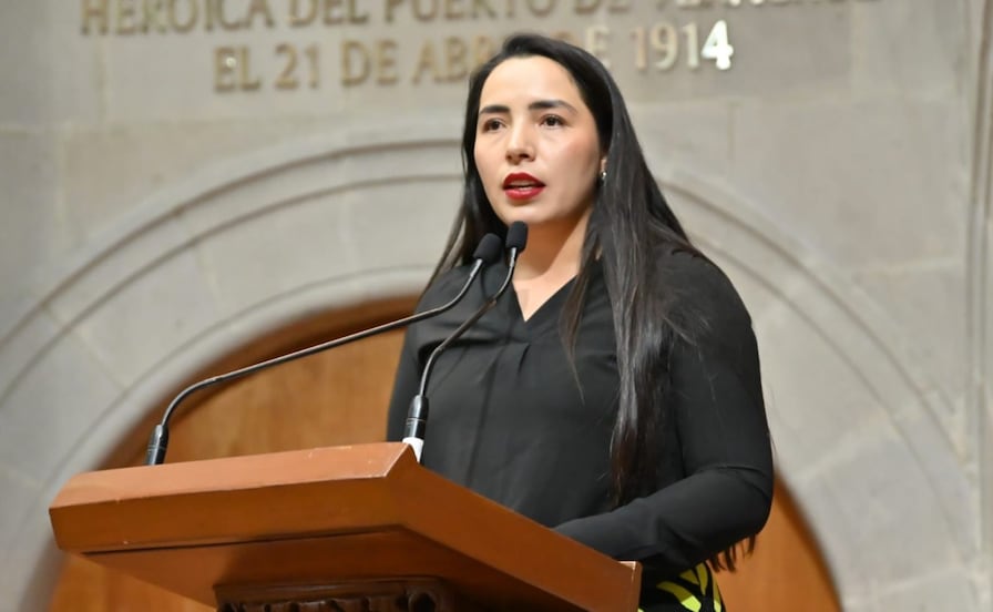 ¡Buscan colocar jardines y muros verdes en bajopuentes del Edomex