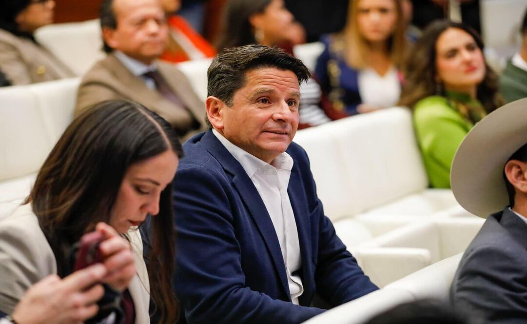 Cuauhtémoc Ochoa Fernández es destituido de su cargo en la Comisión de Hacienda. Foto: Especial