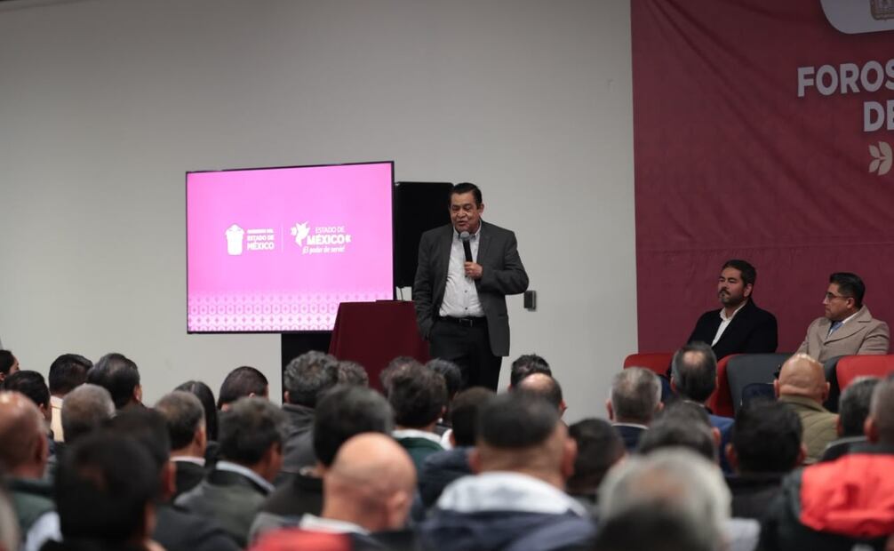 Más de 300 líderes transportistas de las cuatro regiones de la entidad participan en este proceso de planeación conjunta. Foto Alejandro Vargas / El Universal