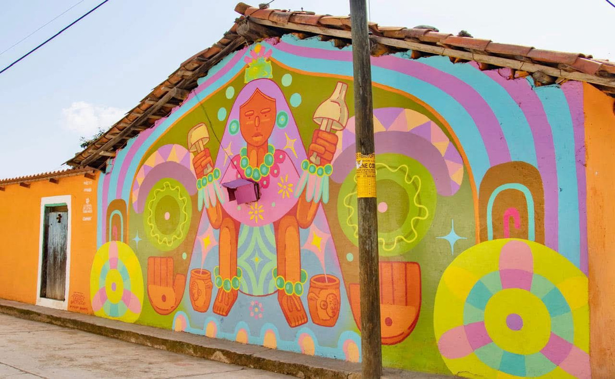 En el municipio de San Pedro Tecomatepec es imperdible visitar las artesanías de alfarería. Foto: Especial