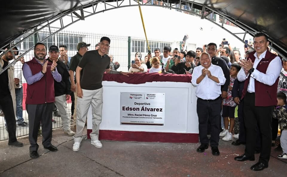 Edson Álvarez visita Tlalnepantla para impartir una conferencia motivacional, demostrando a los jóvenes que alcanzar sus sueños sí es posible. Foto: Especial