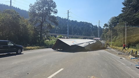 Accidente en La Escondida bloquea la México-Toluca