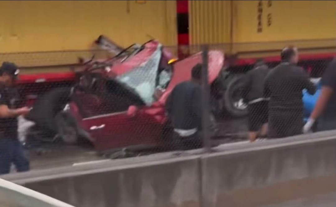 Tractocamiones, una camioneta y automóviles particulares estuvieron involucrados en el accidente. Foto especial
