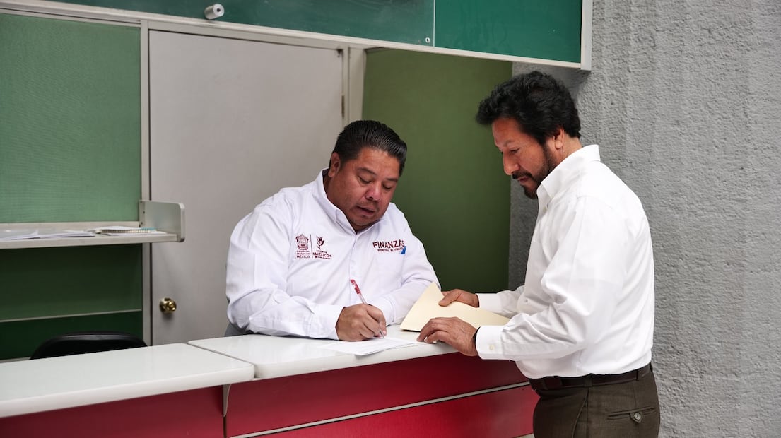 El subsidio del 100 por ciento es para vehículos con placas expedidas en 2021 y posteriores, y del 50 por ciento para aquéllos con placas expedidas en 2020. Foto. Especial