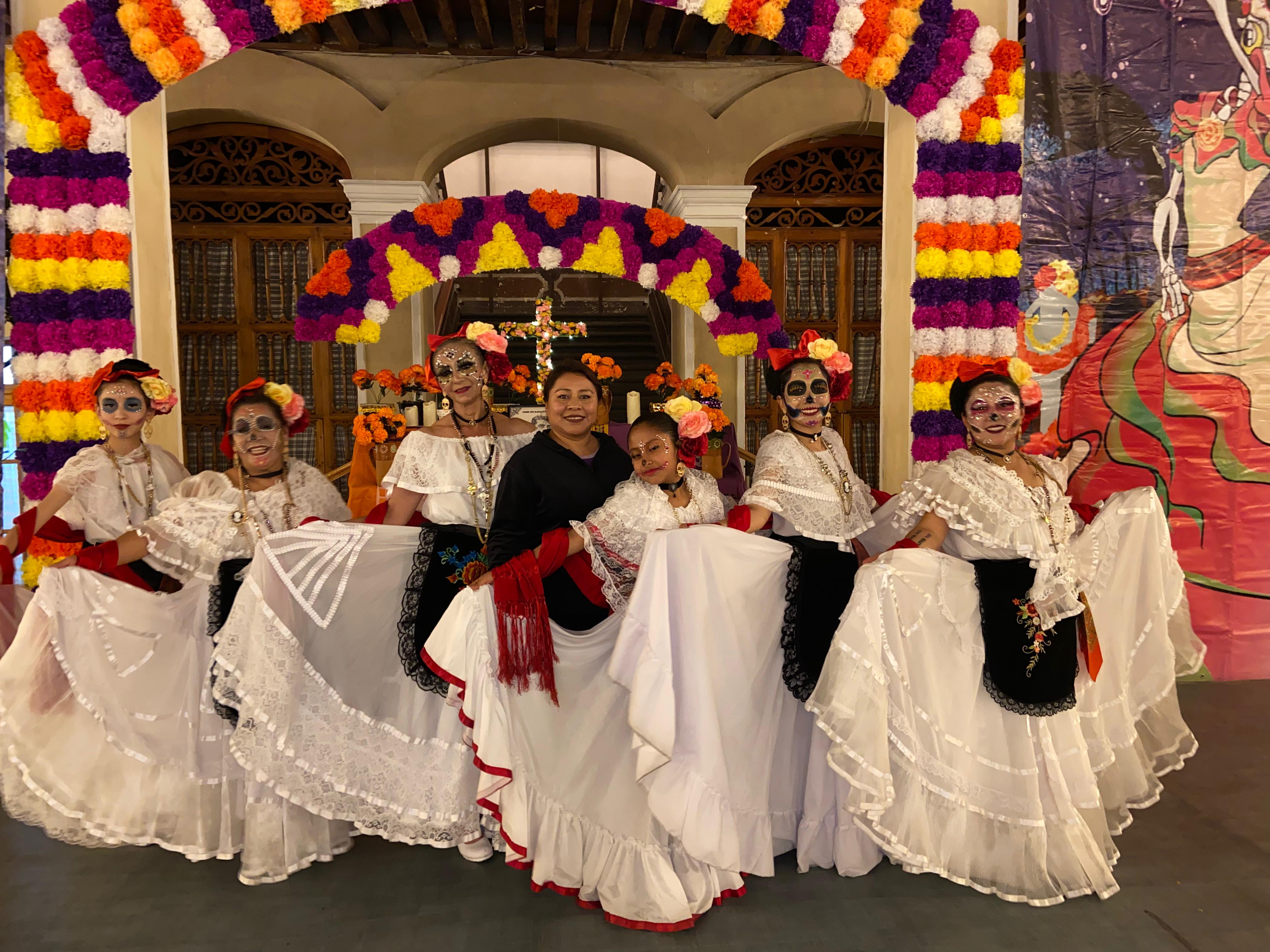 "Los muertos también bailan" ofrece un gran performance