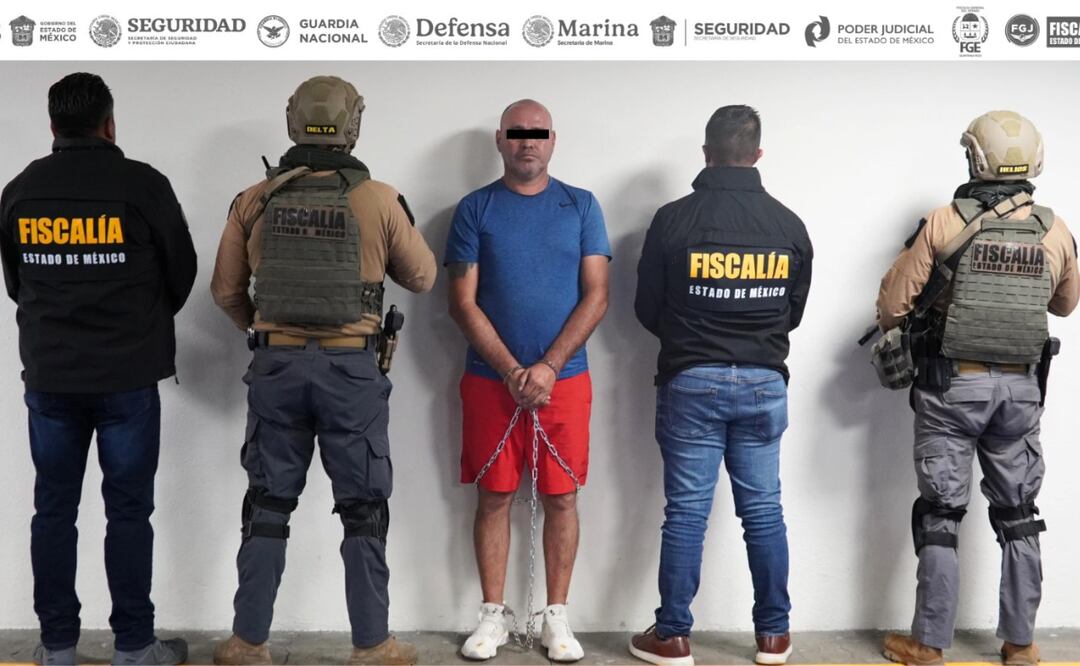 Bernardo Alejandro "N", implicado en la extorsión a polleros de Ixtapan de la Sal, fue capturado en Cancún y trasladado al Estado de México en la Operación "Liberación". Foto: Especial