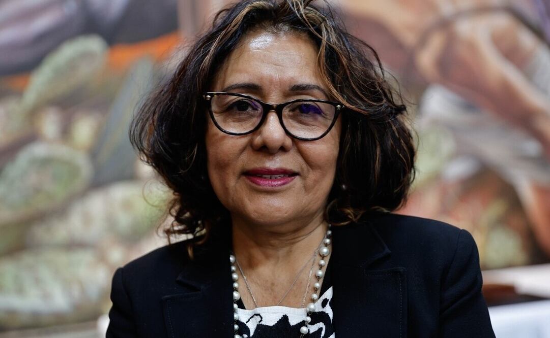 Inés González Nicolás recibió la Presea al Mérito del Poder Judicial estatal por su lucha de trabajadores. Foto: Jorge Alvarado
