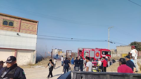 Incendio consume recicladora en Cuautitlán Izcalli; columna de humo alerta a vecinos