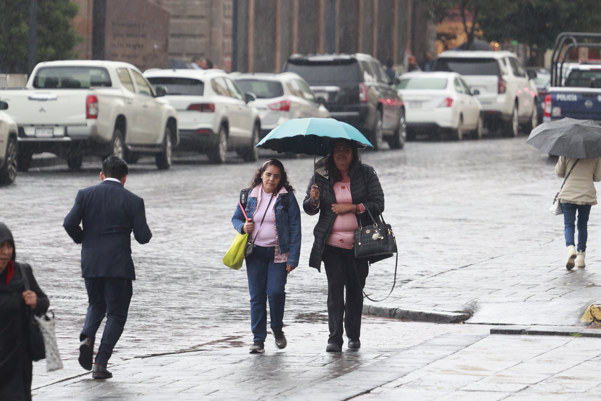 El Servicio Meteorológico Nacional advierte sobre la probabilidad de lluvias ligeras. Se recomienda tomar precauciones. Foto Alejandro Vargas