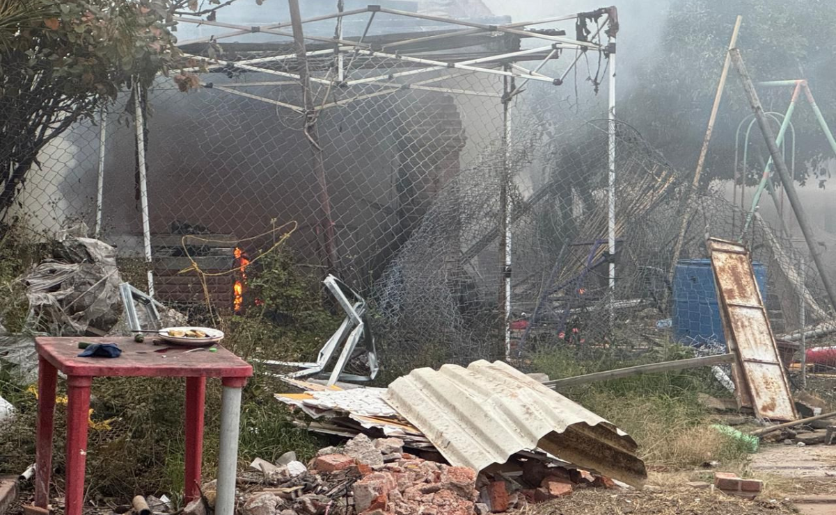 Elementos de la Secretaría de la Defensa Nacional (Sedena) verifican el lugar del accidente / Foto: Especial