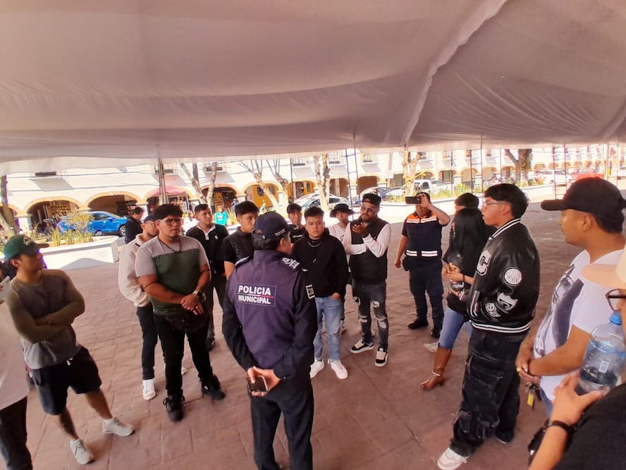 Los barberos señalan que ellos también han sido víctimas de la delincuencia y que no están en contra de los operativos, pero sí de los procedimientos "autoritarios". Foto Claudia Rodríguez