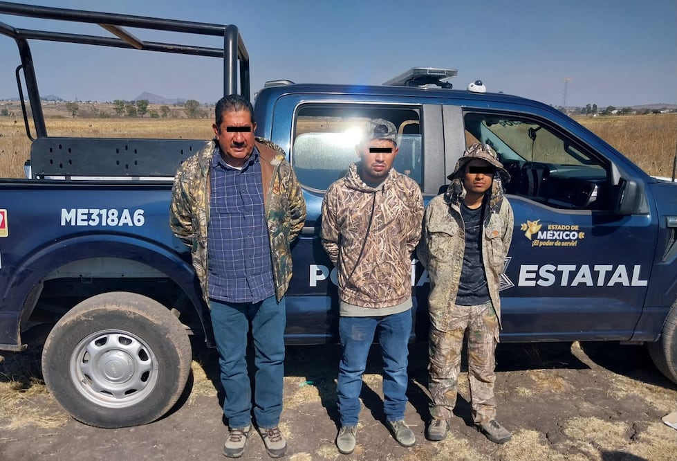 Francisco “N”, Emilio “N” y Cristóbal “N” fueron puestos a disposición del Ministerio Público tras no acreditar la legalidad de sus armas. Foto Especial