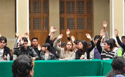 UAEMéx y estudiantes pactan bolsa de 5.5 millones de pesos para becas tras mesa de diálogo en Toluca
