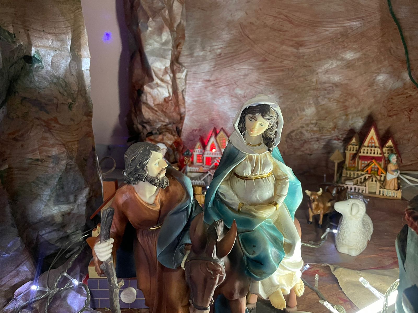 Detalle de las figuras del nacimiento, con gran cuidado y detalle. Foto Michelle Sánchez