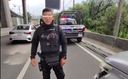 Suspenden a cuatro policías municipales en Tlalnepantla tras amenazar a automovilista