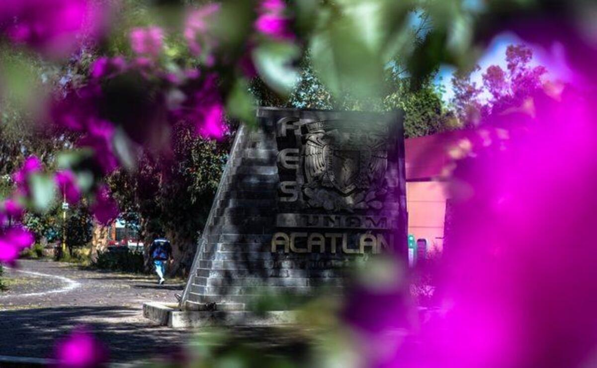 Conmemora 50 años la FES Acatlán con billete de la Lotería Nacional