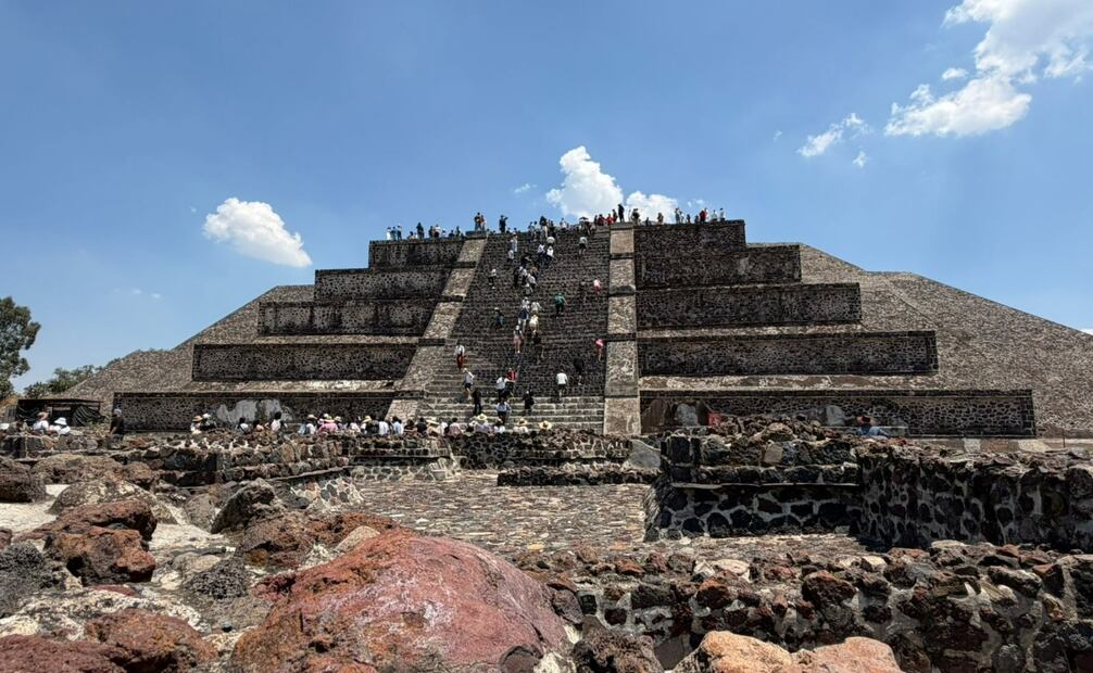Pese a las nuevas medidas, miles de visitantes nacionales aprovecharon el domingo de entrada libre, manifestando sentirse más seguros con la vigilancia. Foto Especial