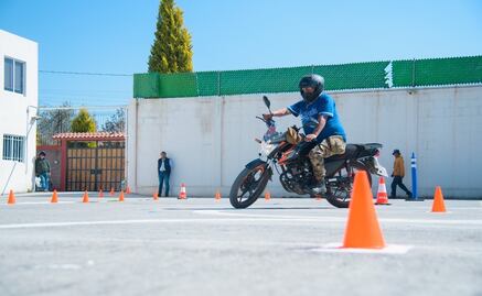 Abre Edomex módulo de certificación para motociclistas en Nezahualcóyotl