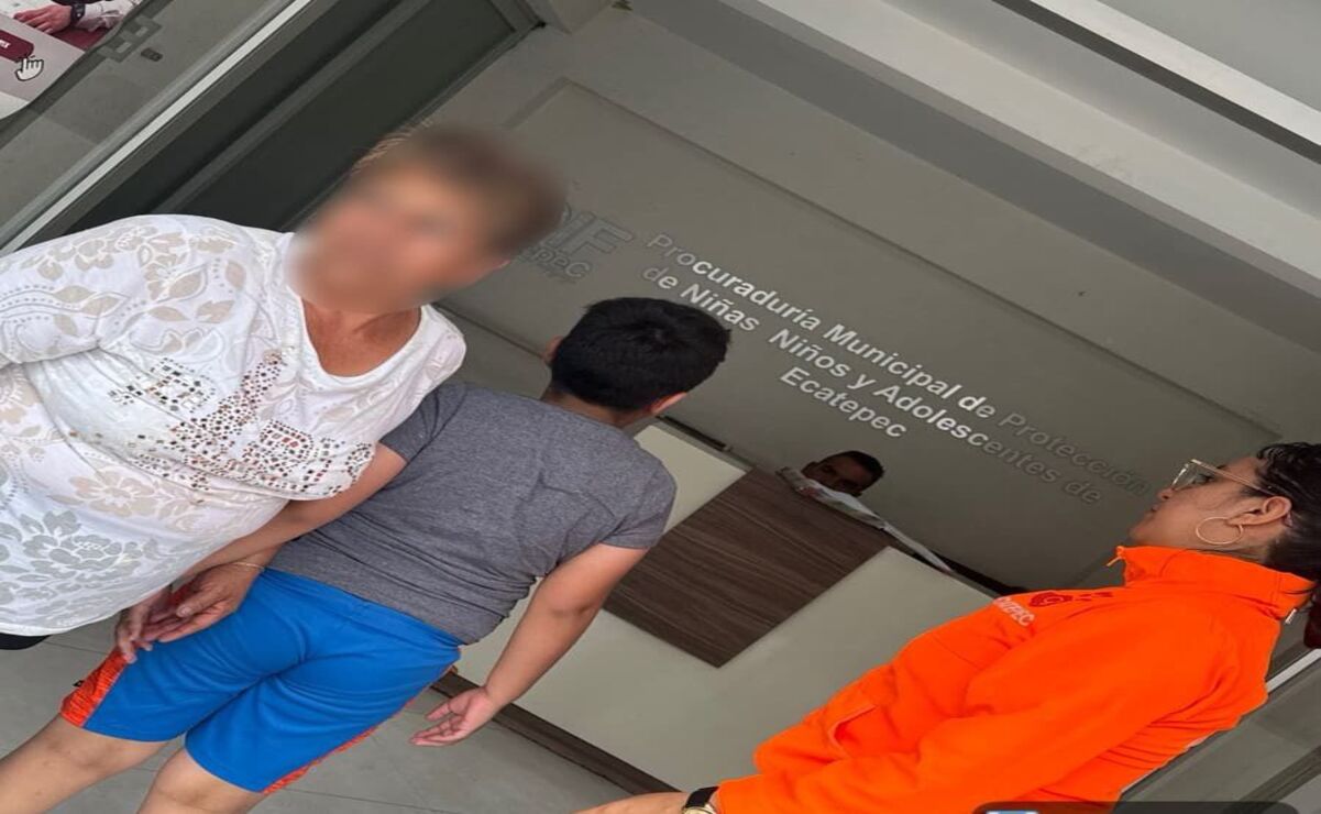 El menor de 8 años con espectro autista fue entregado a su abuela después de que acreditó en el DIF Municipal que garantizaría su cuidado. Foto: Especial