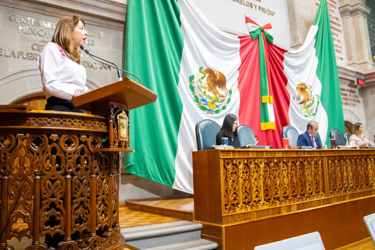 Se considera acecho vigilar, perseguir o intentar comunicarse insistentemente sin consentimiento, afectando la seguridad. Foto Especial