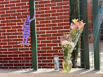 “Ni una más”: Flores y consignas marcan el lugar del doble feminicidio de Cindy y Teresita en Cuautitlán