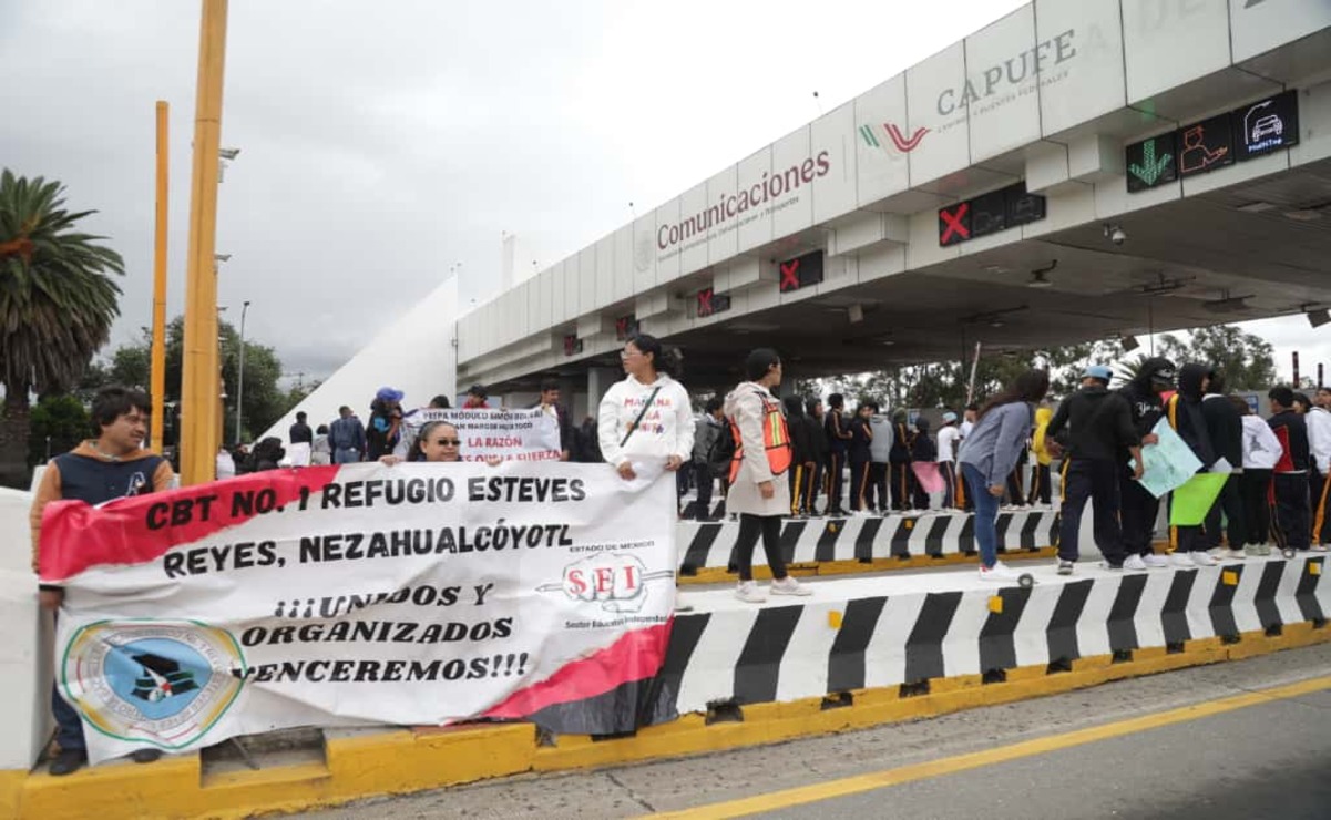 Bloqueo en la México-Puebla: Magisterio mexiquense y estudiantes toman la caseta de San Marcos