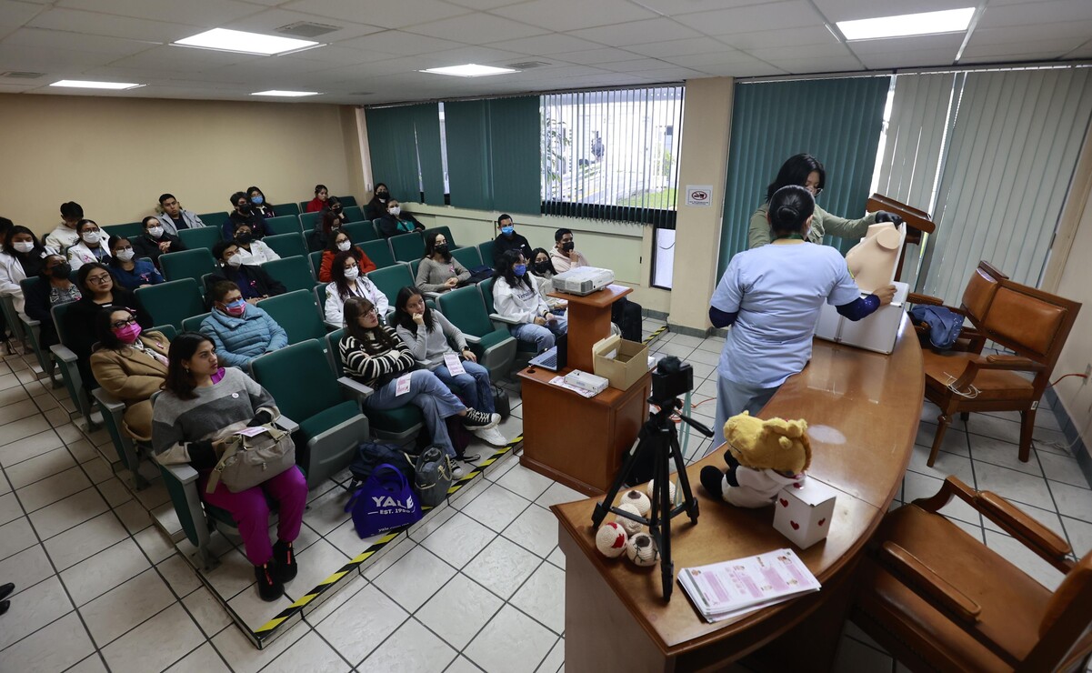 El taller de Autoexploración de Mama se llevará a cabo todos los jueves del mes de octubre a las 10:00 de la mañana en la Clínica Multidisciplinaria de Salud de la UAEMéx. Foto: Alejandro Vargas