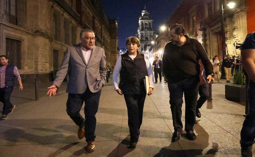 La gobernadora Delfina Gómez estuvo acompañada de su gabinete / Foto: Luis Camacho
