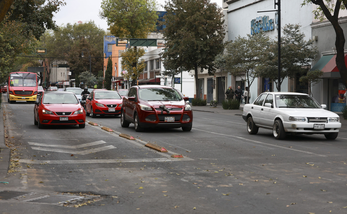 En Edomex hay 172 Centros de Verificación Vehicular autorizados / Foto Alejandro Vargas