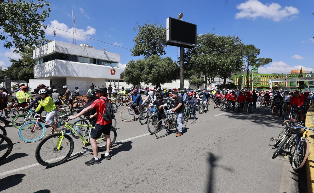 Los integrantes de la rodada se manifestaron para exigir su derecho a transitar en vías seguras. Foto: Alejandro Vargas.