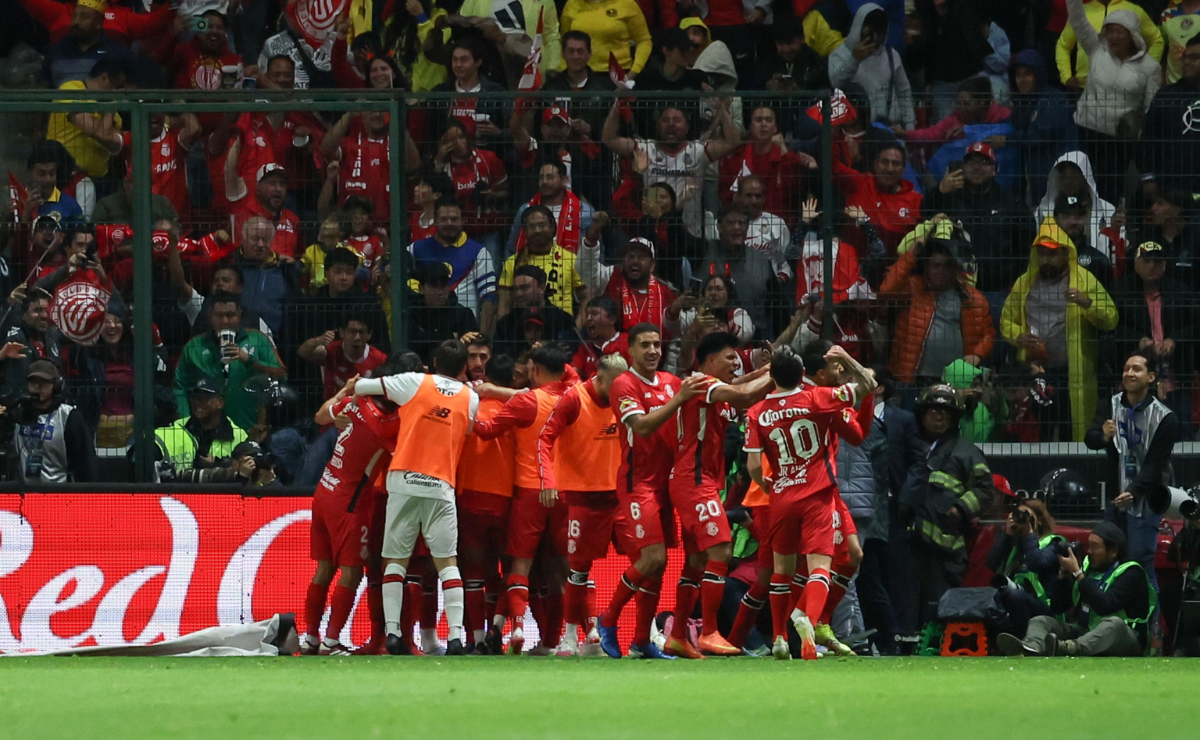 Los Diablos Rojos conquistaron su onceavo título de Liga MX al vencer 2-0 al América. Foto: Arturo Hernández
