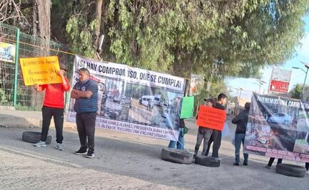 Bloquean carretera Las Ánimas-Coyotepec para exigir su rehabilitación
