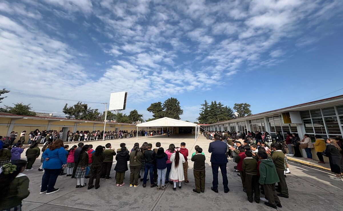 Las madres coincidieron en que el reto más grande para esta generación es recuperar los valores y reforzar la cercanía con los hijos / Foto: Arturo Hernández