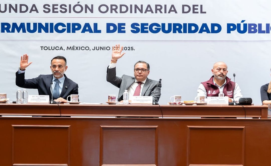 Ricardo Moreno Bastida, propuso llevar a cabo un convenio intermunicipal para atender fenómenos naturales en el Valle de Toluca. Foto: Especial