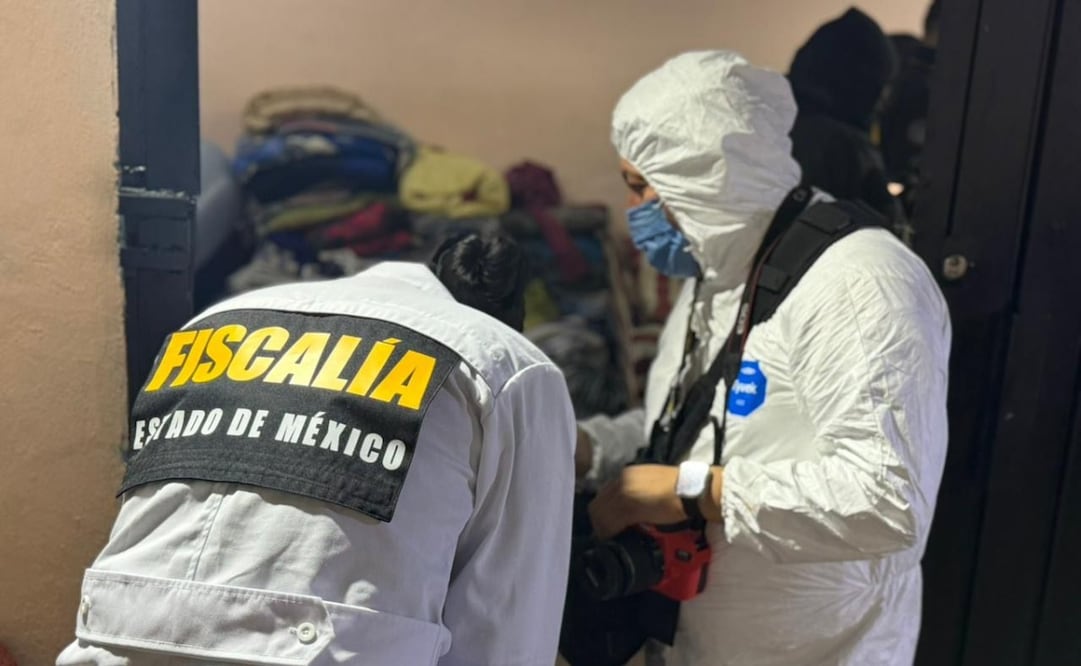 Peritos de la FGJEM ejecutaron una orden de cateo en el inmueble, donde hallaron condiciones de riesgo extremo para la salud y la seguridad. Foto Especial
