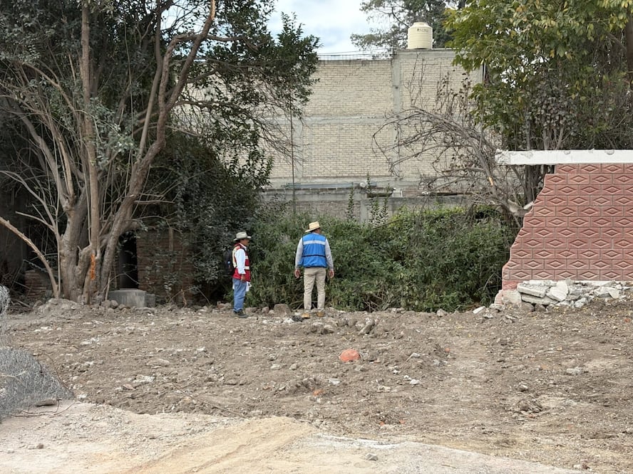 El gobierno federal interviene 156 viviendas en Tultepec que sufrieron afectaciones estructurales por la ampliación del Tren Suburbano; 14 tuvieron que ser demolidas totalmente. Foto Arturo Contreras / El Universal
