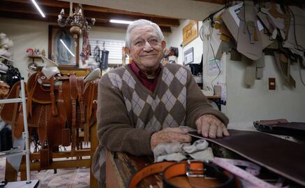 Maestros artesanos del Edomex preservan el legado del trabajo en cuero