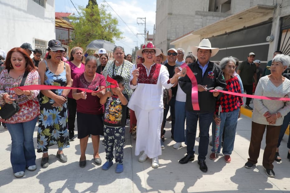 Las calles fueron pavimentadas con concreto hidráulico; forman parte del programa Cimientos de Esperanza Mano a Mano. Foto. Especial